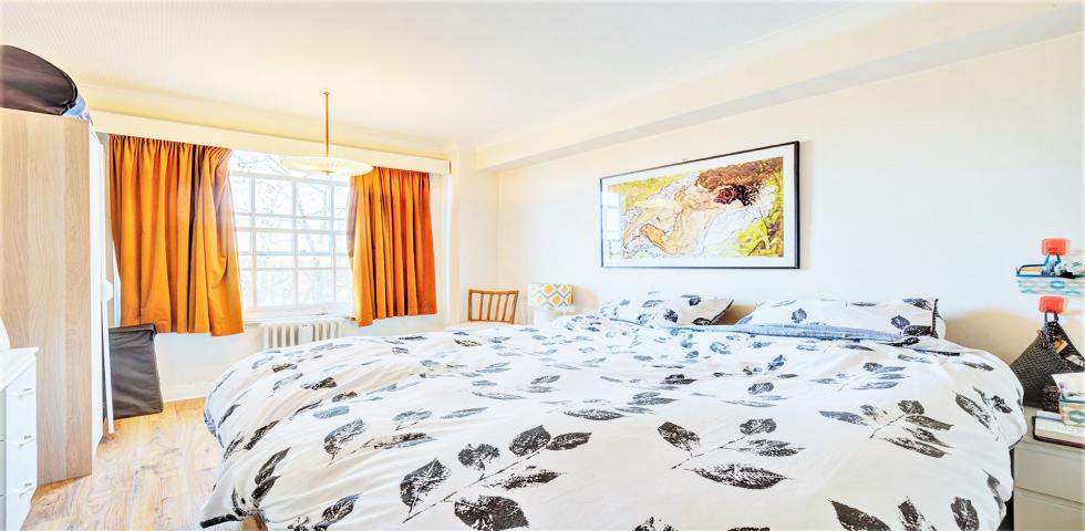 			HEATING and HOT WATER INCLUDED, 1 Bedroom, 1 bath, 1 reception Flat			 Eton College Road, BELSIZE PARK